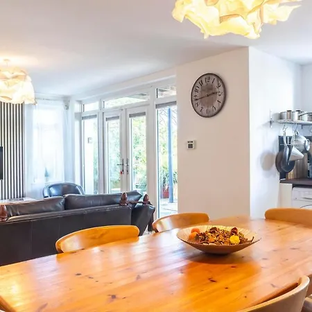 Daire Beautiful Cotham Garden Flat 2 Bedroom *