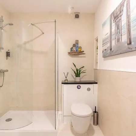 Apartman Beautiful Cotham Garden Flat 2 Bedroom