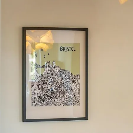 アパート Beautiful Cotham Garden Flat 2 Bedroom *
